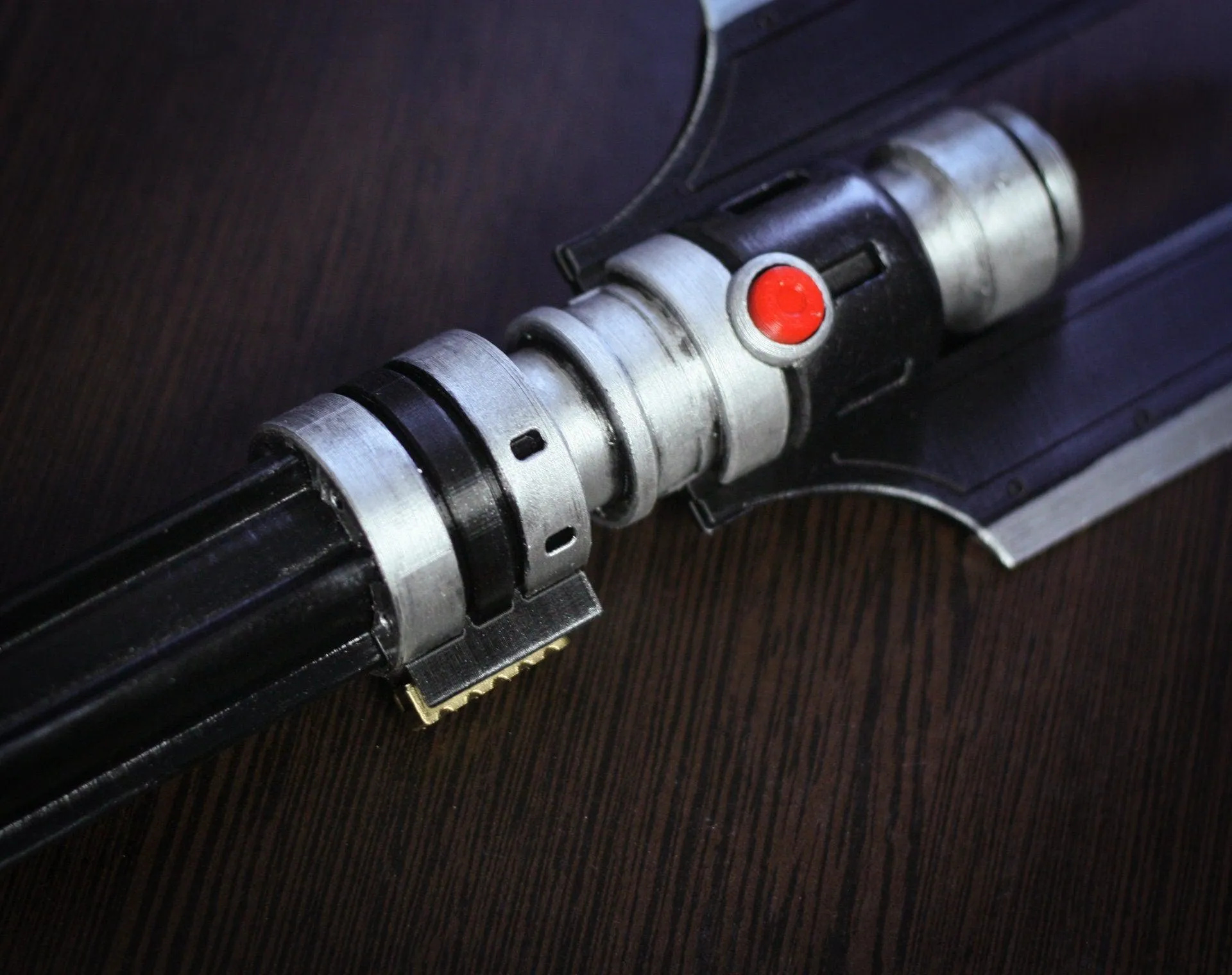 Darth Malgus Lightsaber Replica - Star Wars Prop & Cosplay Accessory