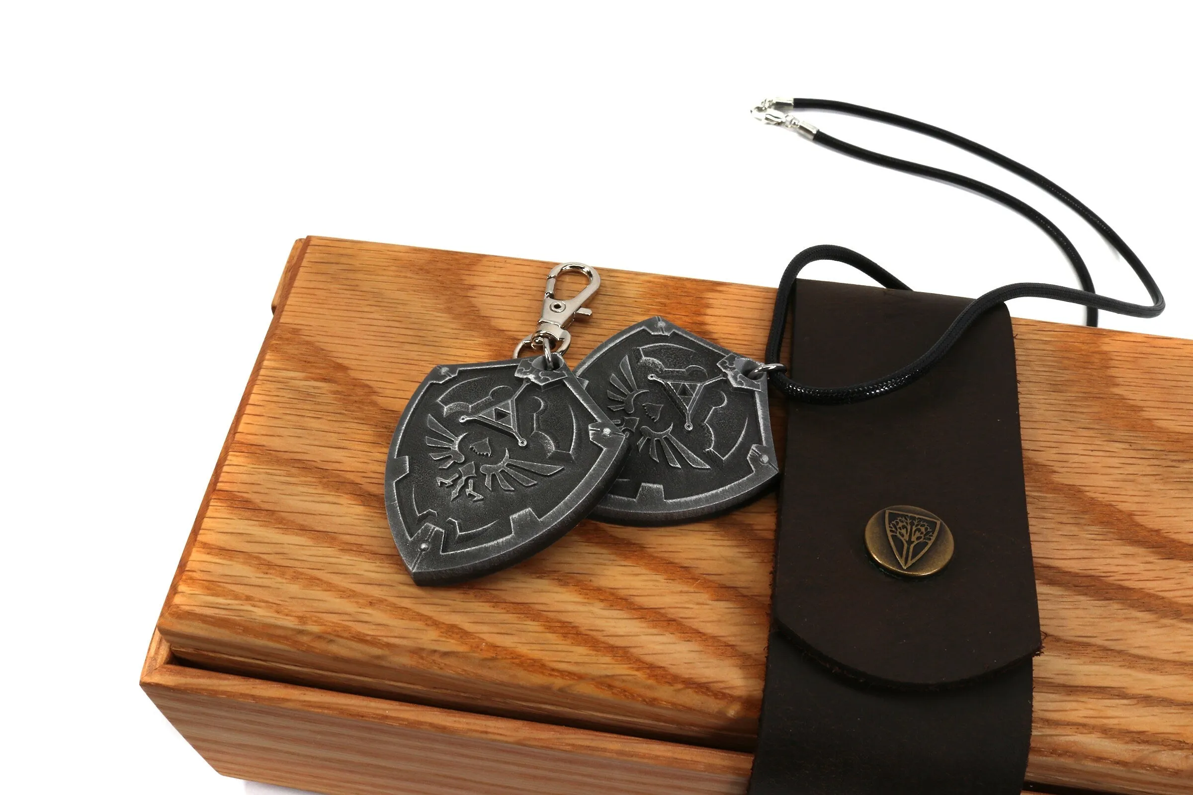 Hylian Shield Keychain / Necklace - Legend of Zelda