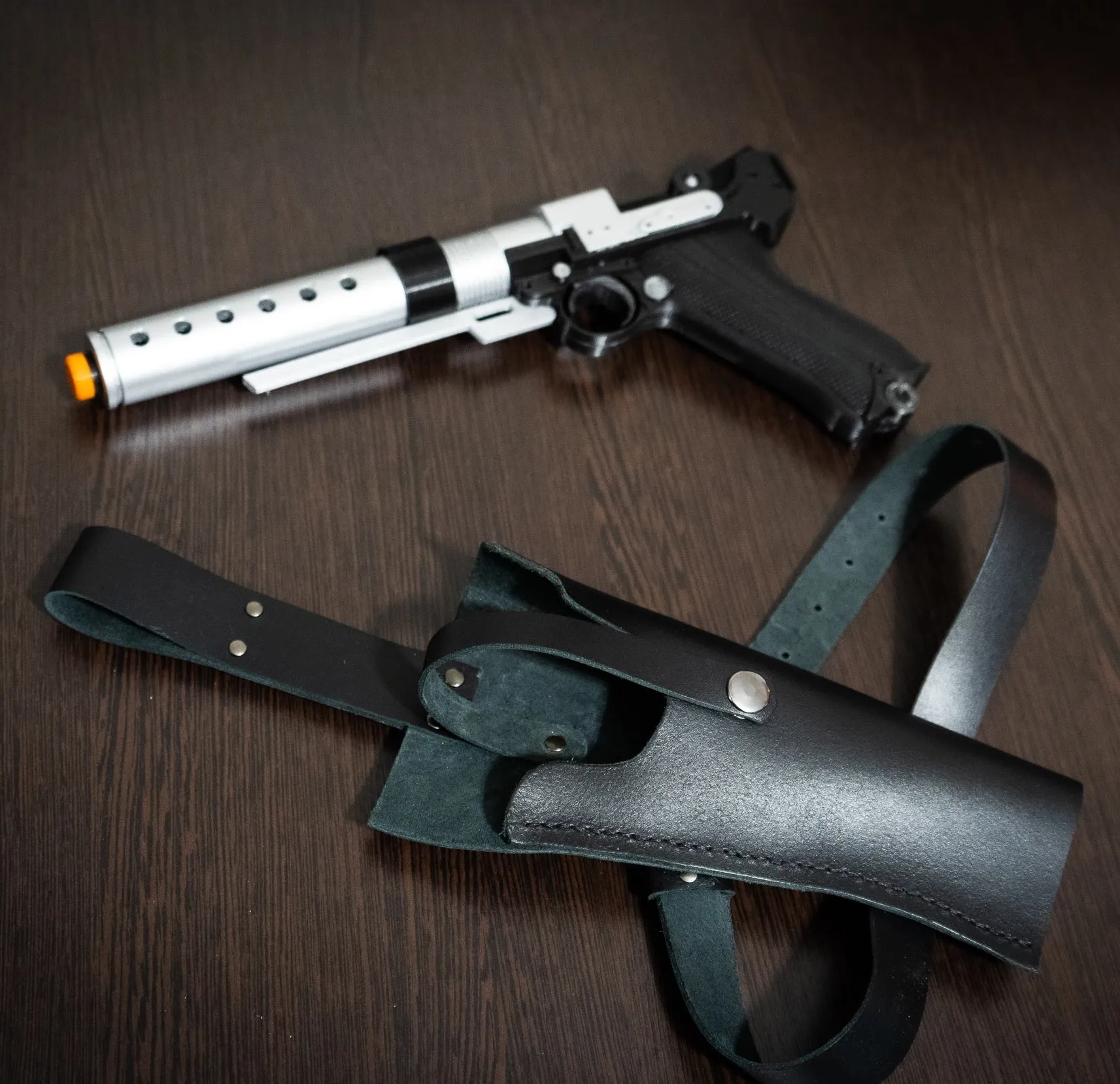 Jyn Erso Blaster Pistol A-180 Star Wars Replica