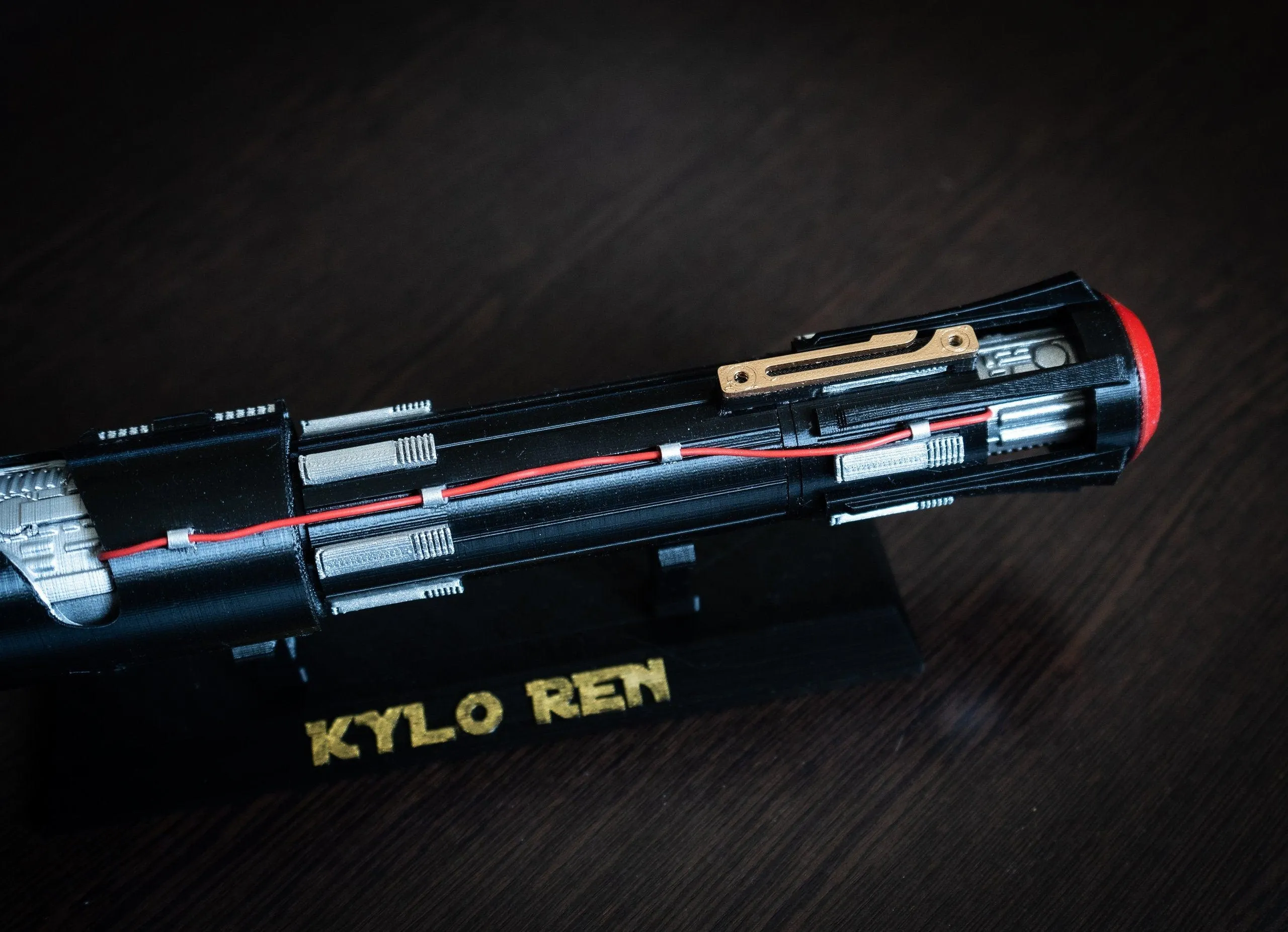 Kylo Ren Lightsaber Prop | Custom Star Wars 1:1 Cosplay Replica