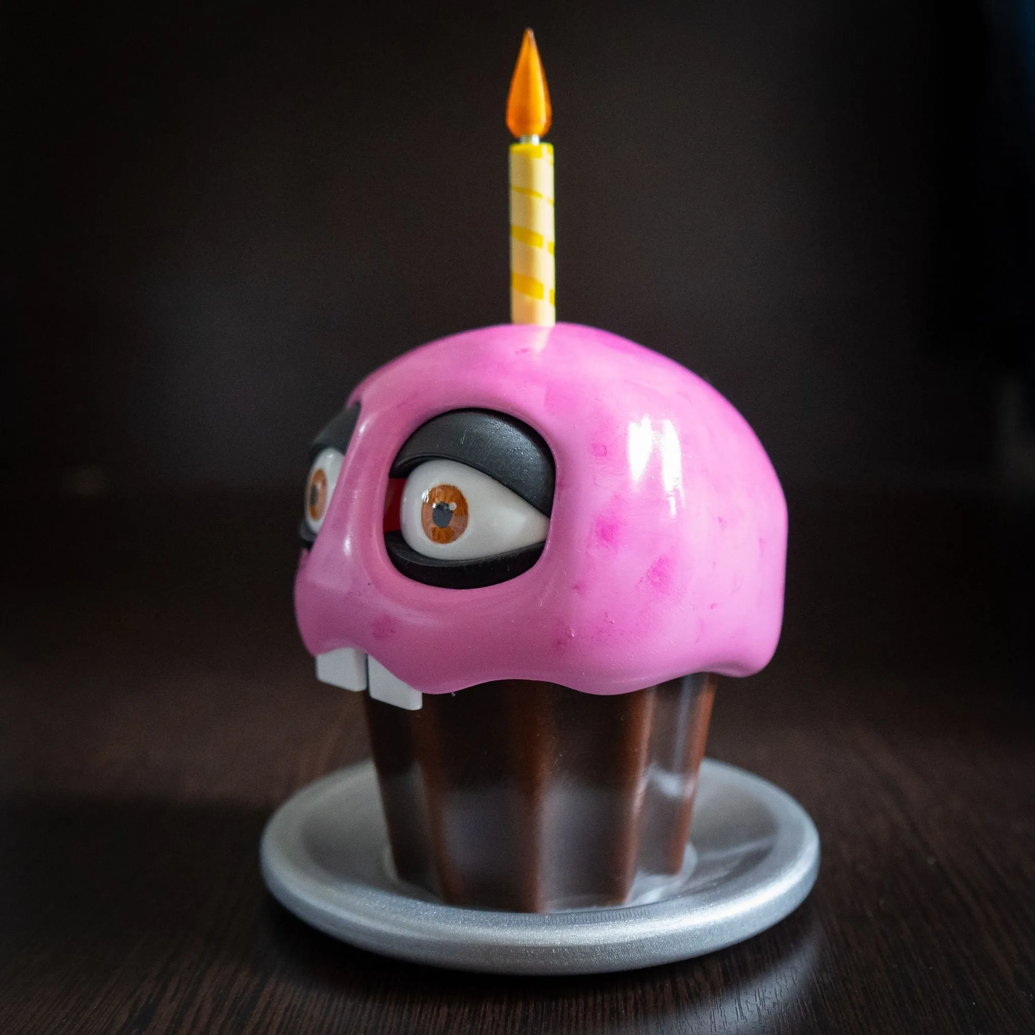 Mr. Cupcake Animatronic from Five Nights at Freddy's – FNAF Replica