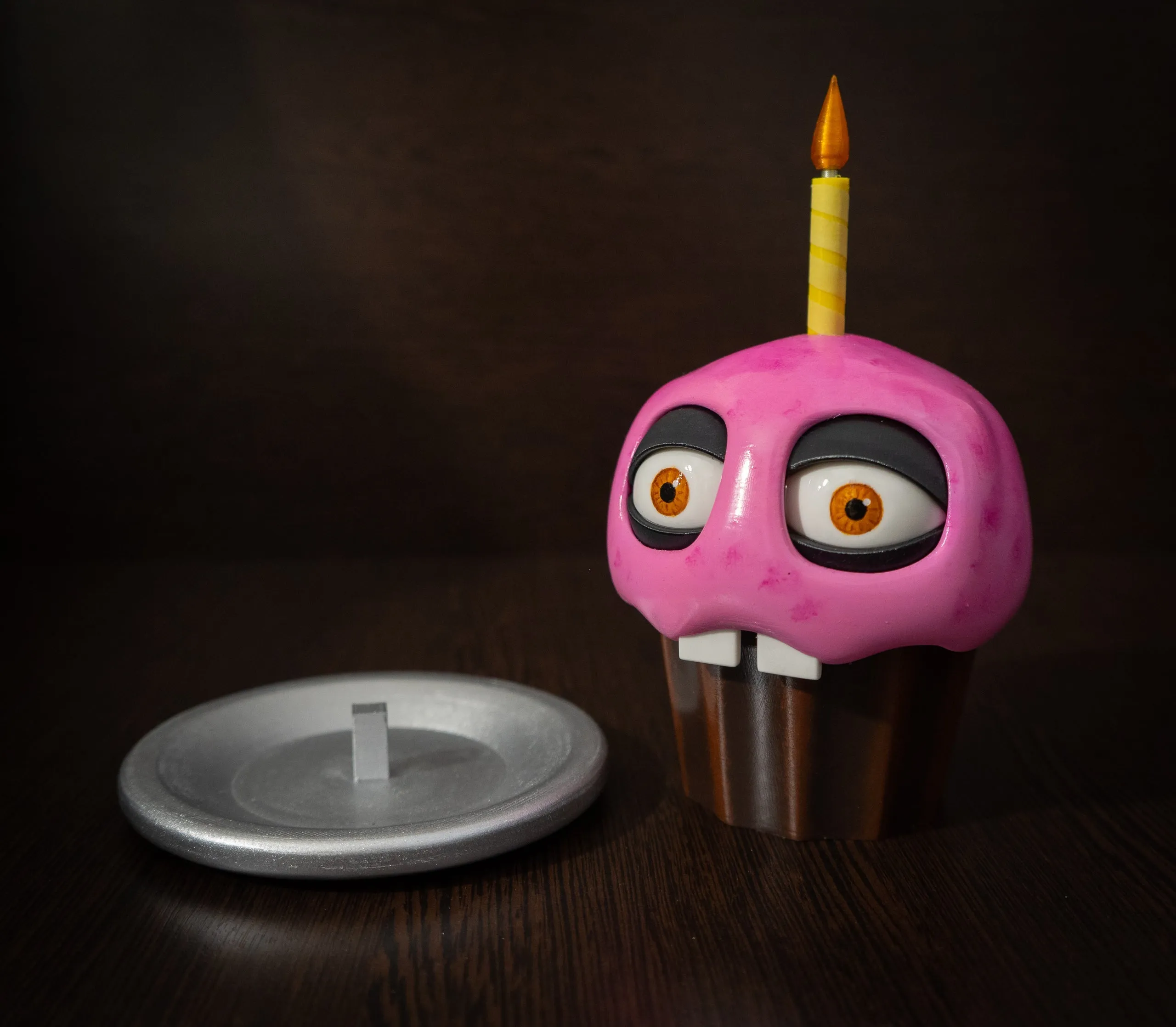 Mr. Cupcake Animatronic from Five Nights at Freddy's – FNAF Replica