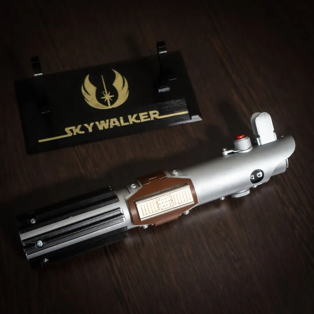 Rey Lightsaber – Star Wars IX Rise of Skywalker Replica Prop