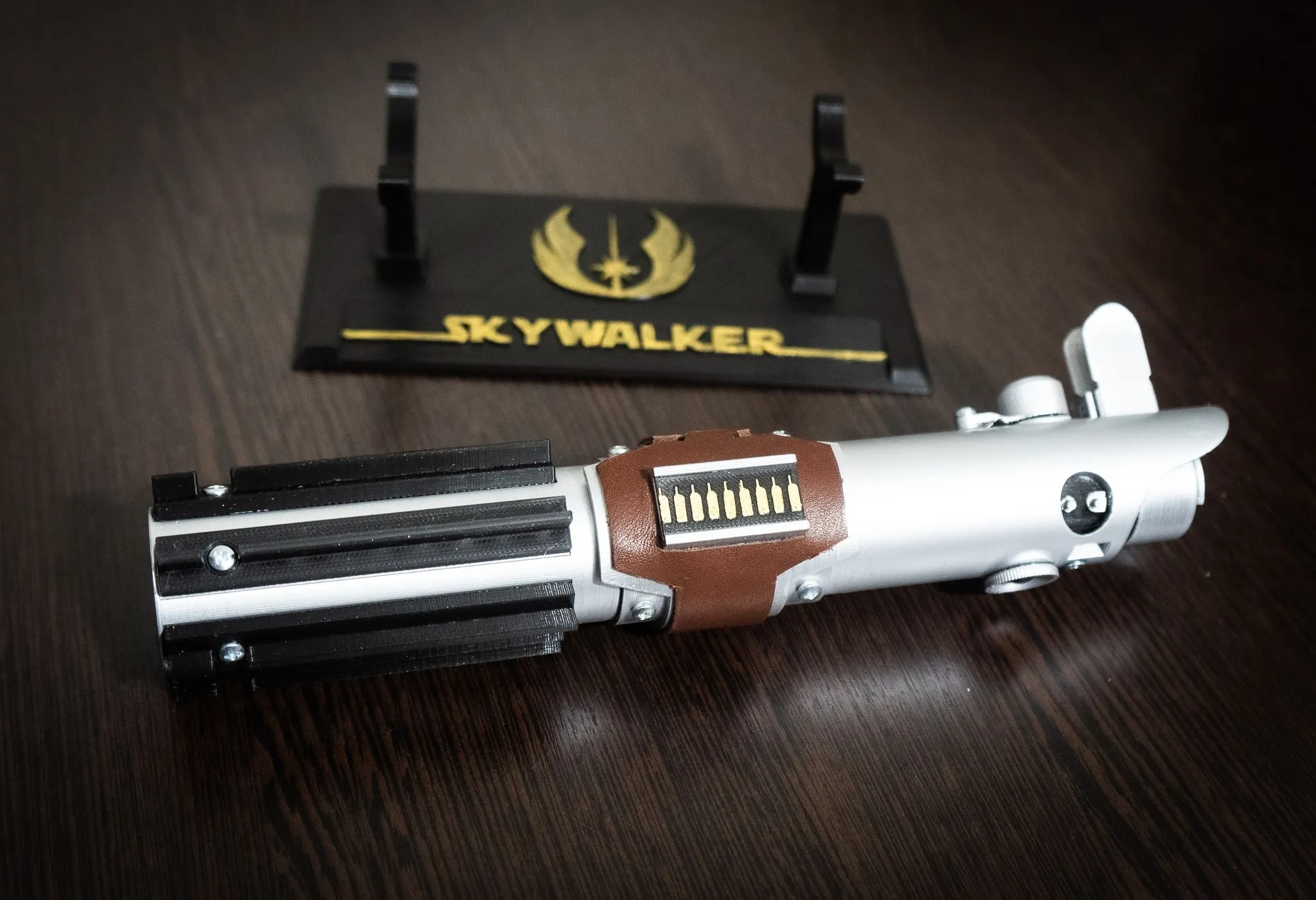 Rey Lightsaber – Star Wars IX Rise of Skywalker Replica Prop