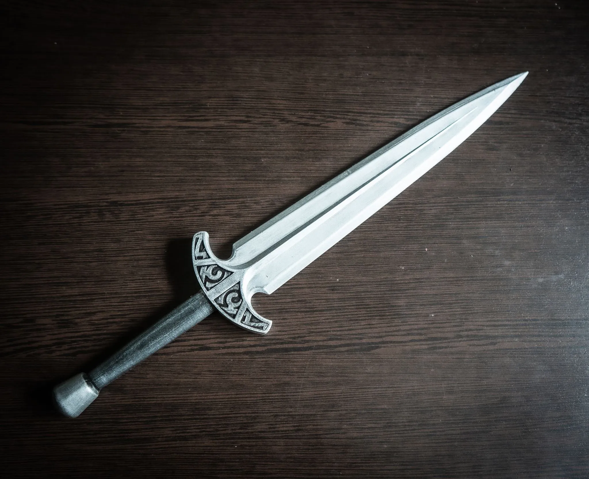 Skyrim Steel Dagger Replica - Elder Scrolls V Cosplay and Display Prop