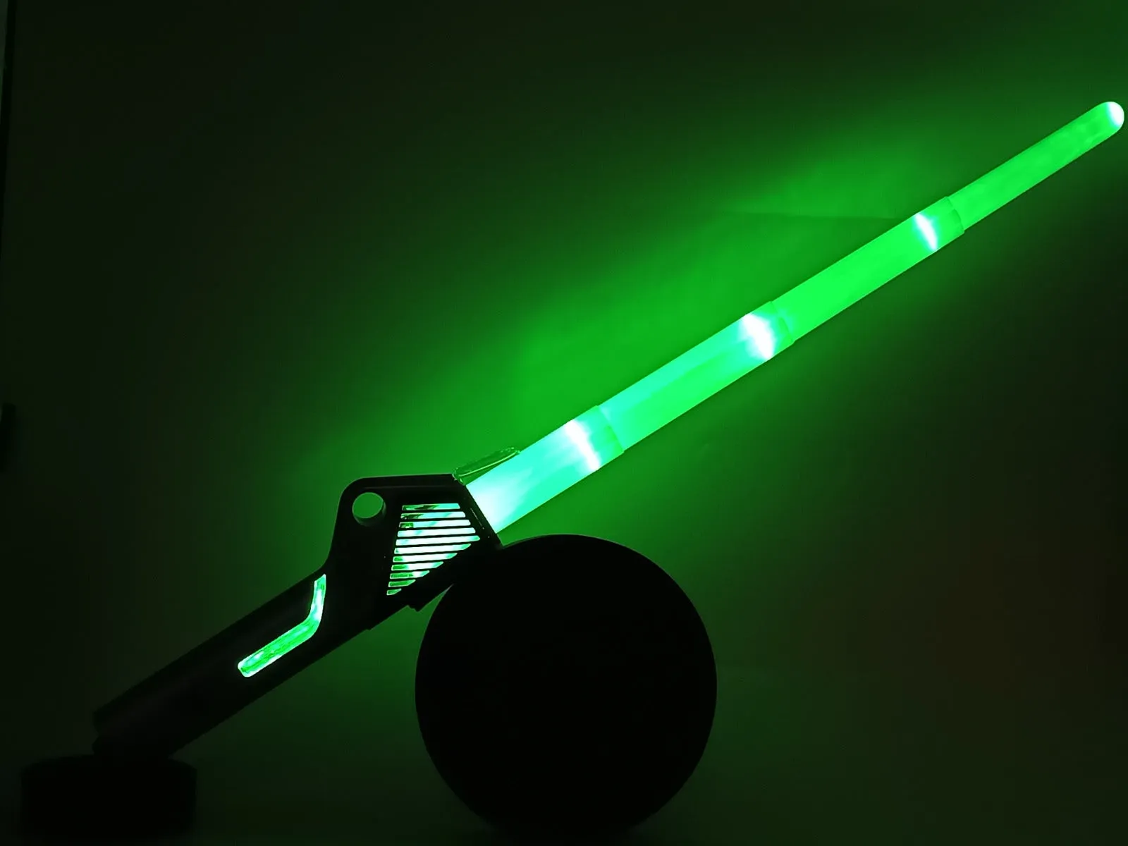 Star Wars Colour Changing Light Saber | Sound & Light Effects |Fully Detailed Handle |74 Cms|